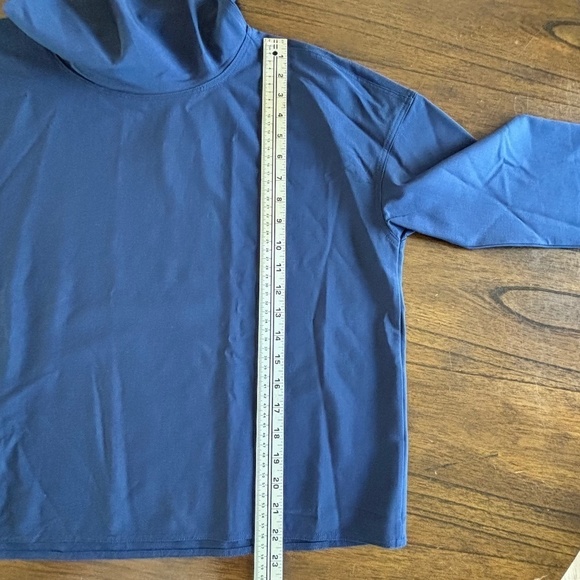 Club Monaco NWT navy 3/4 sleeve loose fit funnel neck top wool blend size S - Picture 11 of 13